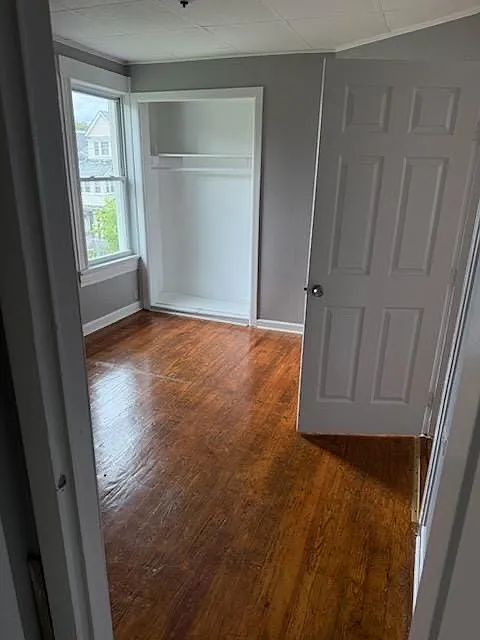 3 bed, $2,400 — Photo 4