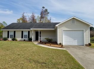 2439 Saddleridge Dr, Midway Park, NC 28544