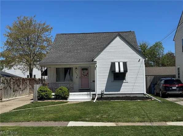 2214 W 14th St, Lorain, OH 44052