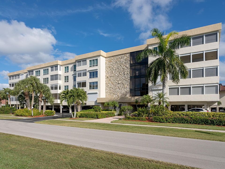 1st image of 921 Seagrape Dr Unit 209