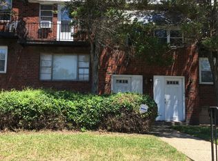 4077 Balwynne Park Rd, Philadelphia, PA 19131