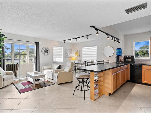 2nd image of 4990 E Sabal Palm Boulevard #201