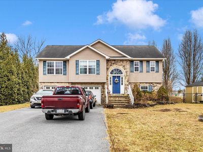 69 Dinali Dr, Martinsburg, WV, 25403