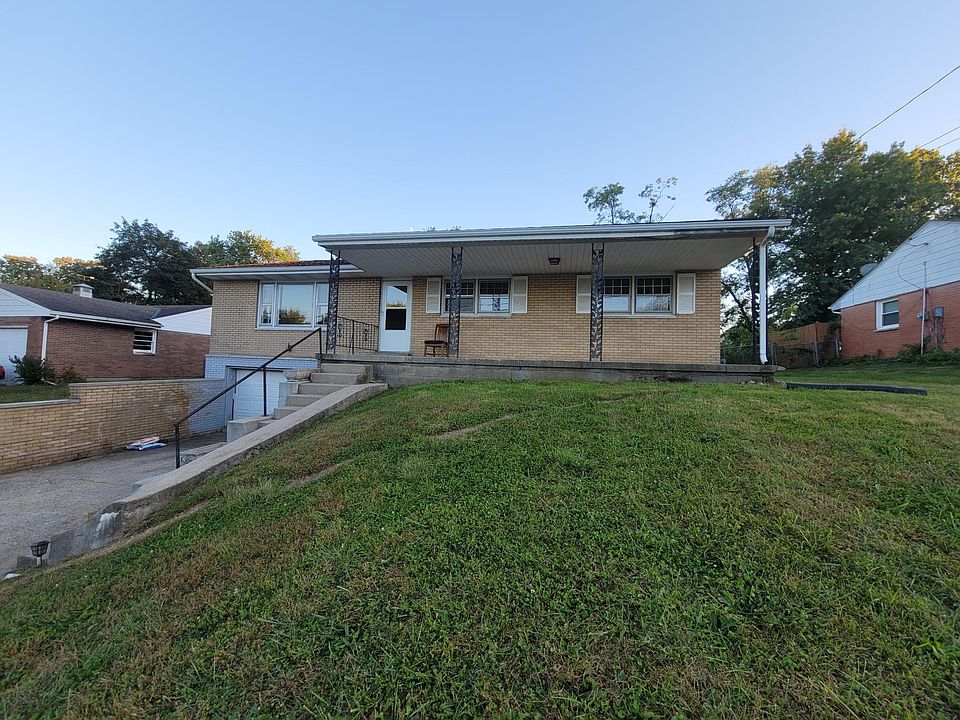 1st image of 209 E Roger Dr