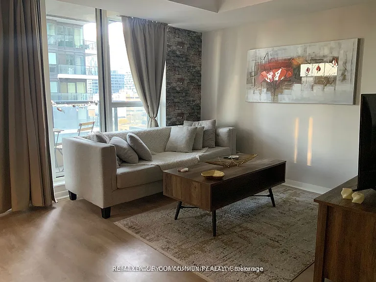 76 Shuter St #1307 — Photo 13