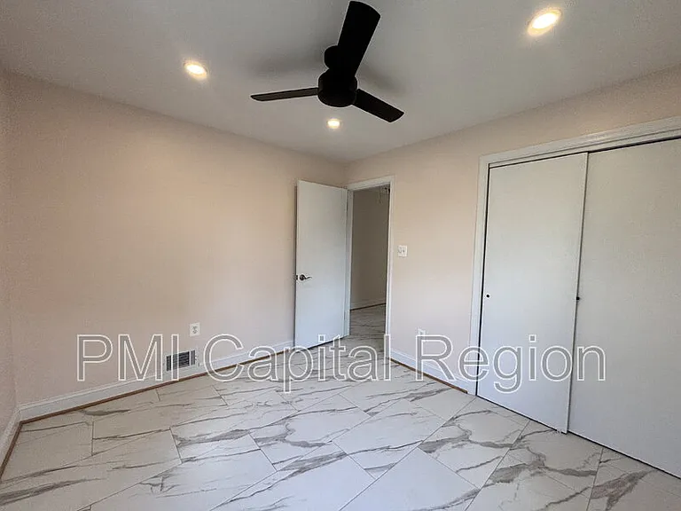 12 Mills Rd — Photo 22