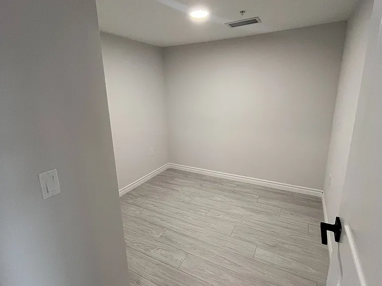 50 Otterbein Rd #406 — Photo 5