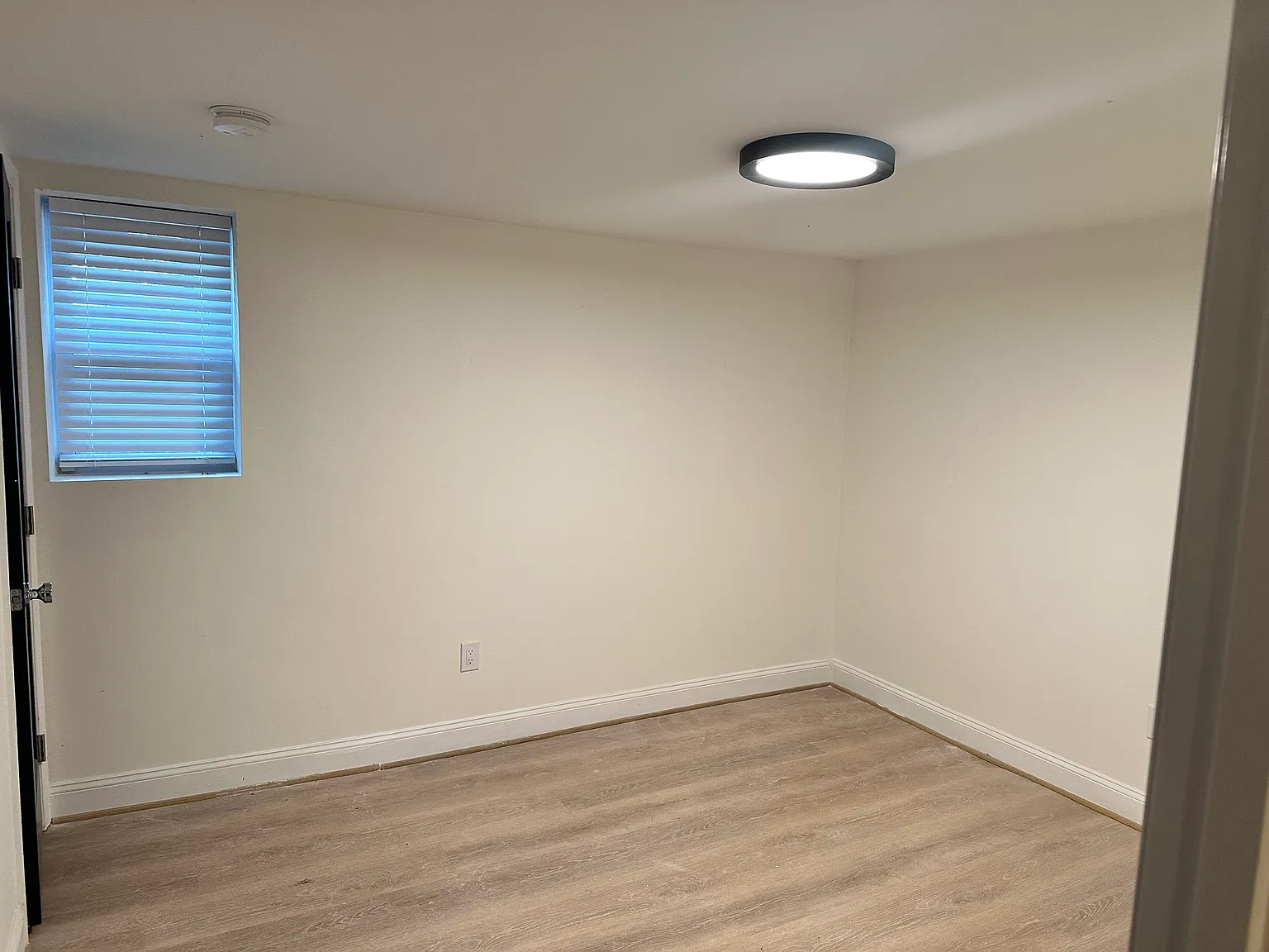 1 bed, 700 sqft, $1,650 — Photo 3