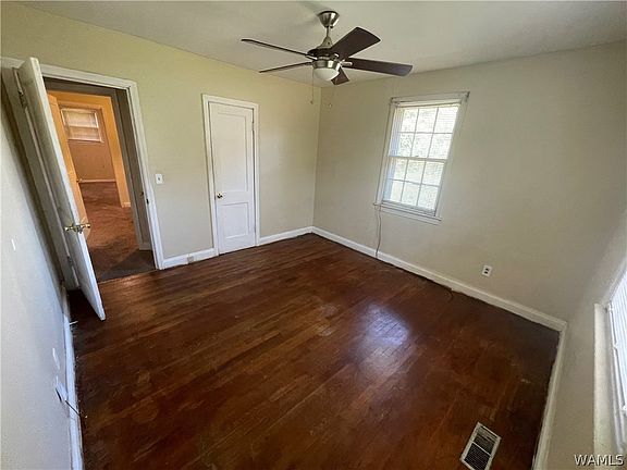 5th image of 2305 31st Ave