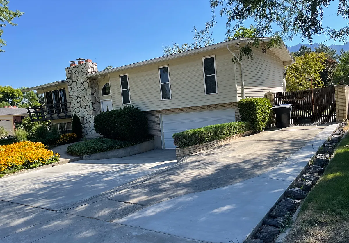 Front of House w/RV Parking - 6245 S Rodeo Ln