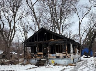 1310 Huron St, Flint, MI 48507
