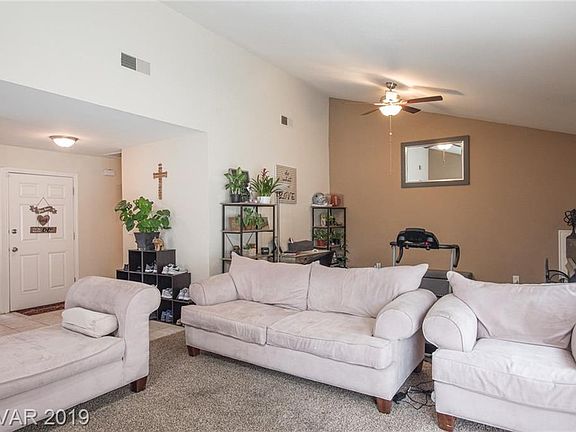 5th image of 5056 Rollingwood Dr