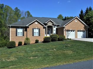 5706 Gunpowder Rd, Granite Falls, NC 28630