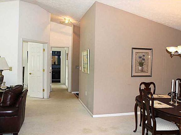 4th image of 8750 Yardley Ct APT 307
