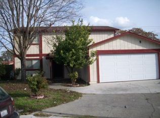 1902 Lily Ln, Manteca, CA 95336