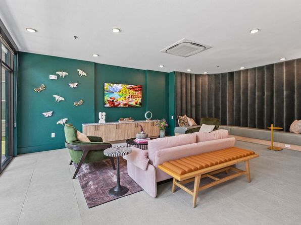 596 W 9th St #ID1335765P