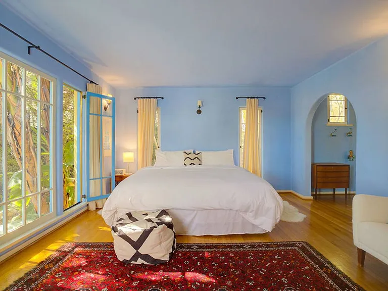 4778 Cromwell Ave — Photo 25