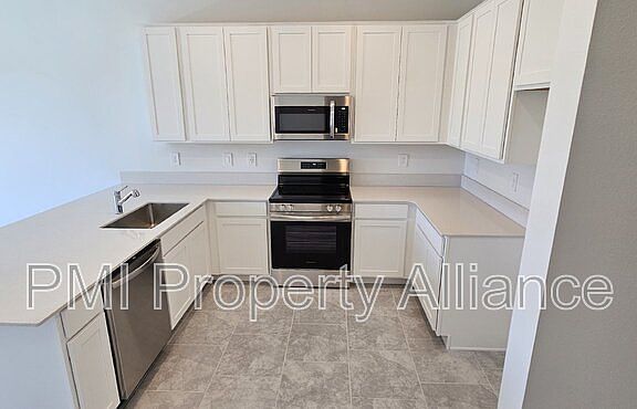 2nd image of 2857 Pierr St