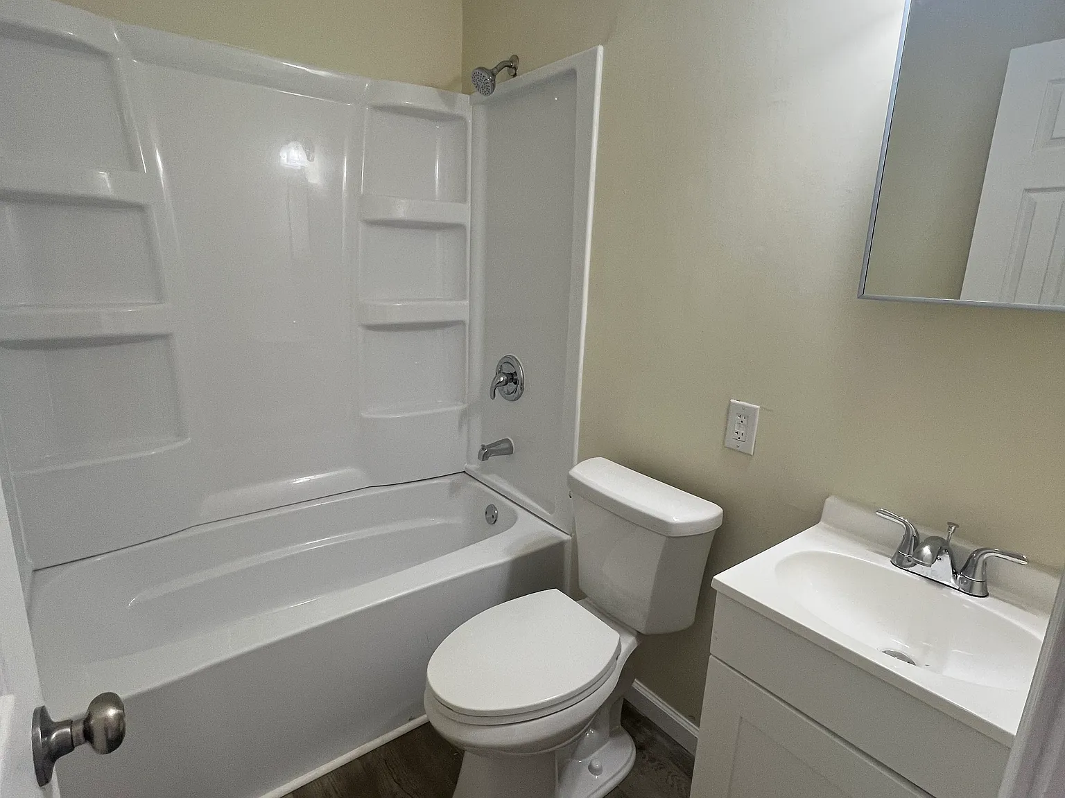 1 bed, $625 — Photo 2