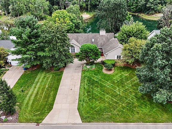 5th image of 6036 Arroyo Vista Dr NE