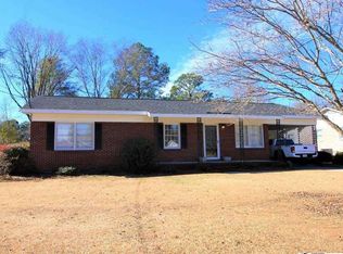 421 Sheffield Dr, Darlington, SC 29532