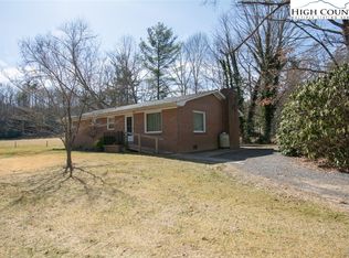 129 Deep Gap Estates Dr, Fleetwood, NC 28626