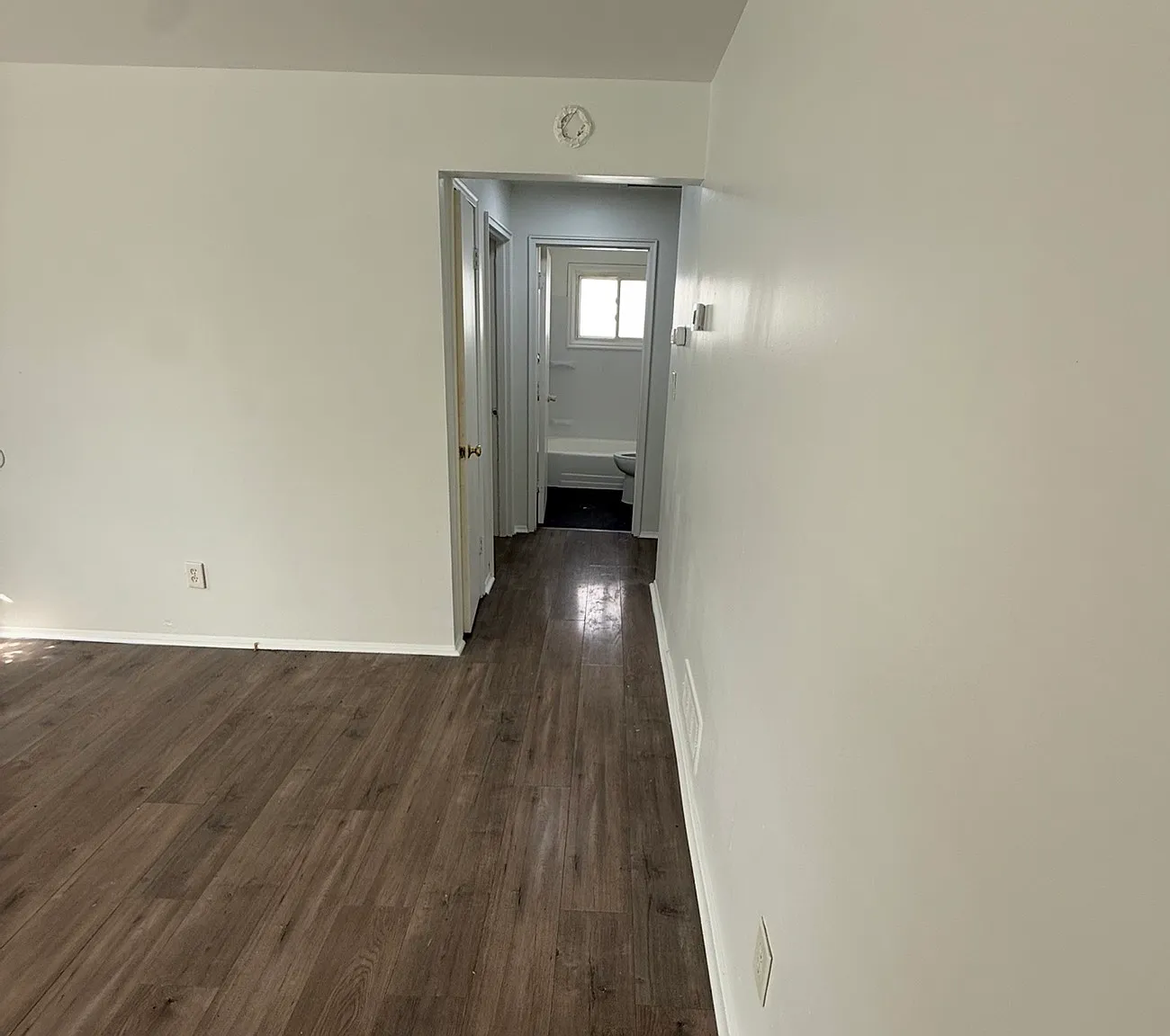 2 bed, 700 sqft, $1,500 — Photo 3