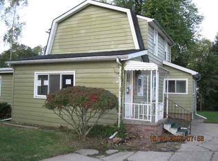 5612 Langlois St, West Bloomfield, MI 48322