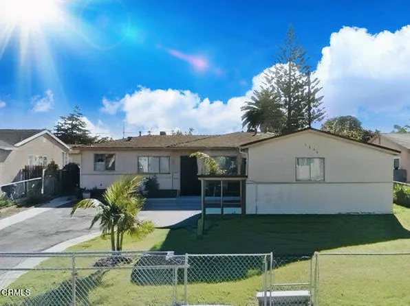 1046 5th Pl, Port Hueneme, CA 93041