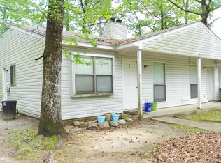 15 Raintree Dr, Hattiesburg, MS 39402