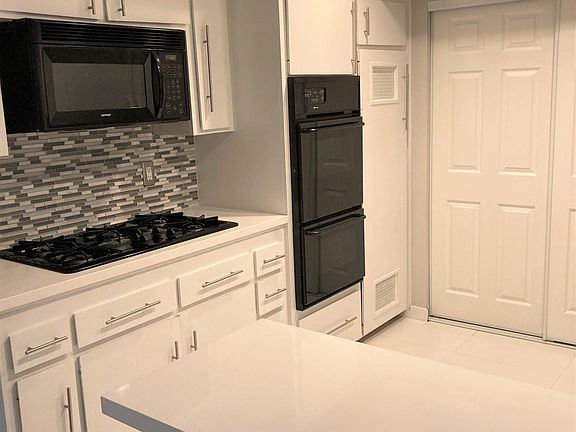 4th image of 1600 Camden Ave APT 3