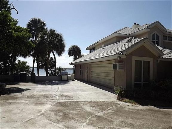 2nd image of 1325 N Tropical Trl