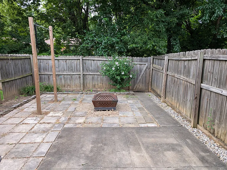 2833 Bexley Ct — Photo 38