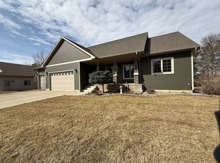 1610 Overlook Ridge Rd, Brookings, SD 57006