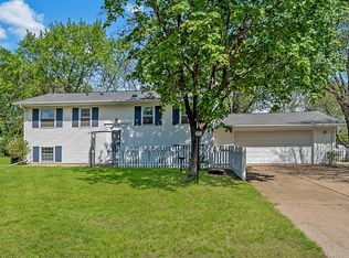 2649 107th Ave NW, Coon Rapids, MN 55433