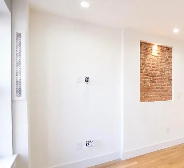 330 E 106th St #3 — Photo 2