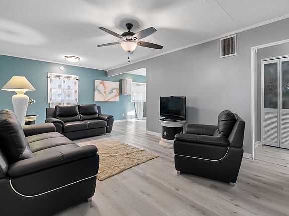 5th image of 3505 Avenue D