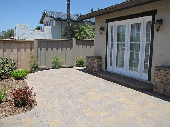 Nice Patio Out Front!