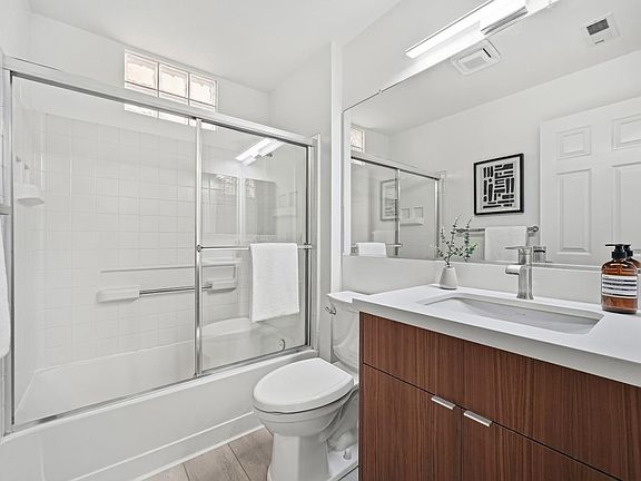 5th image of 701 Baltic Cir Unit 715