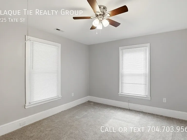 2225 Tate St — Photo 16