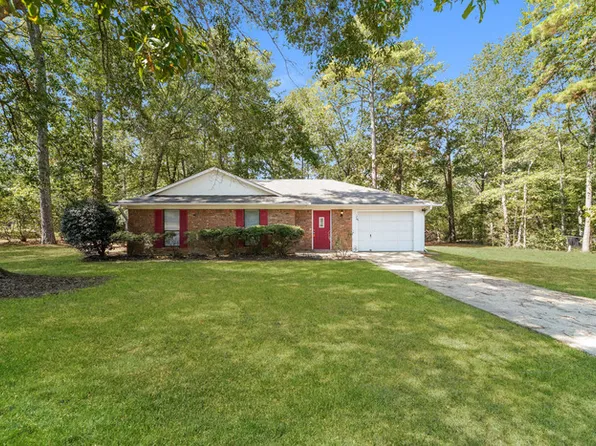 124 Oakdale Cir, Brandon, MS 39047