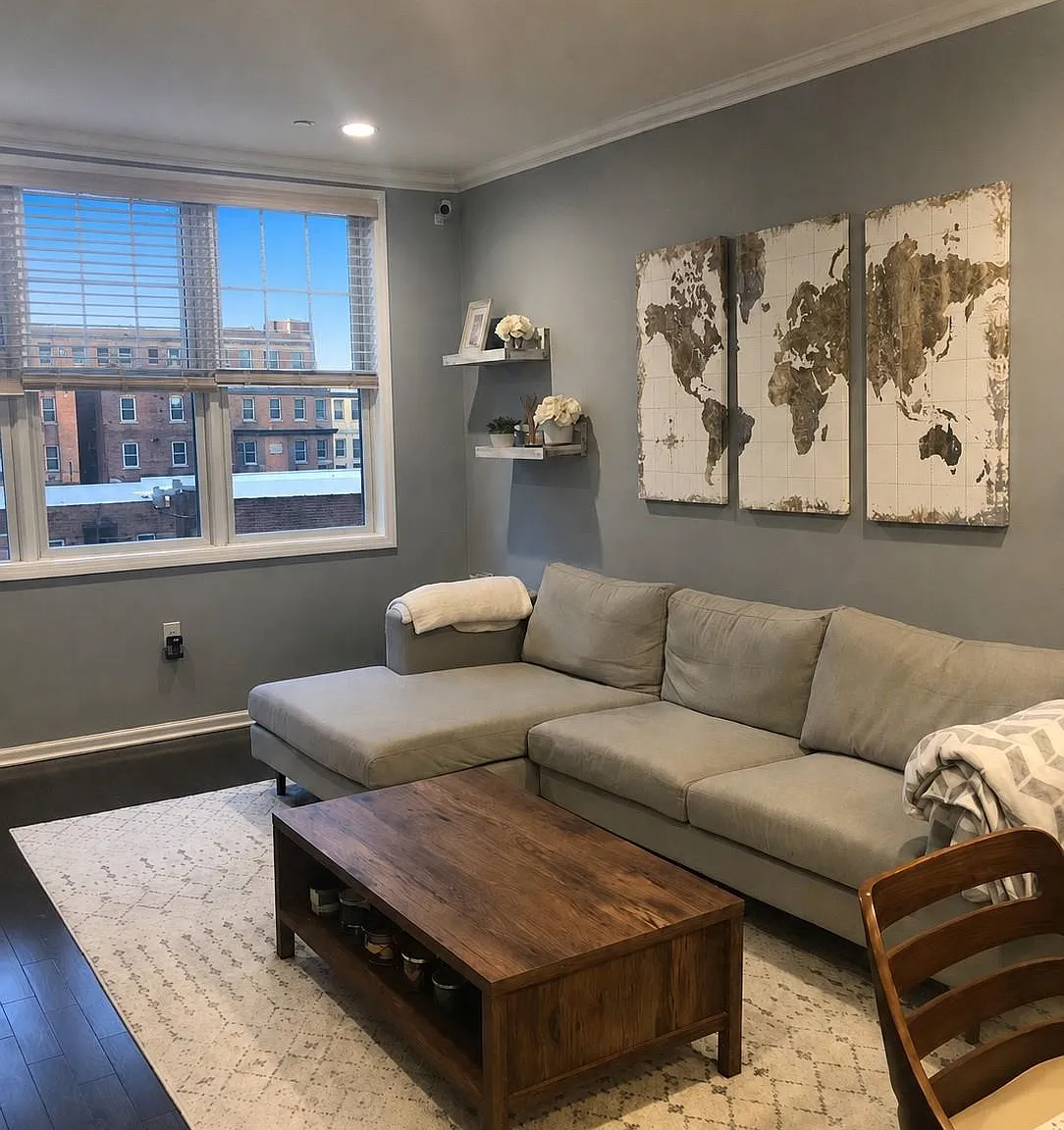 1 bed, 1.0 bath, 720 sqft, $2,450 — Photo 1