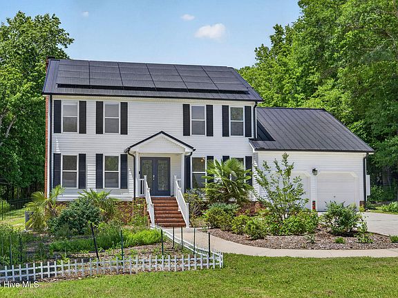 3rd image of 110 Spring Creek Lane