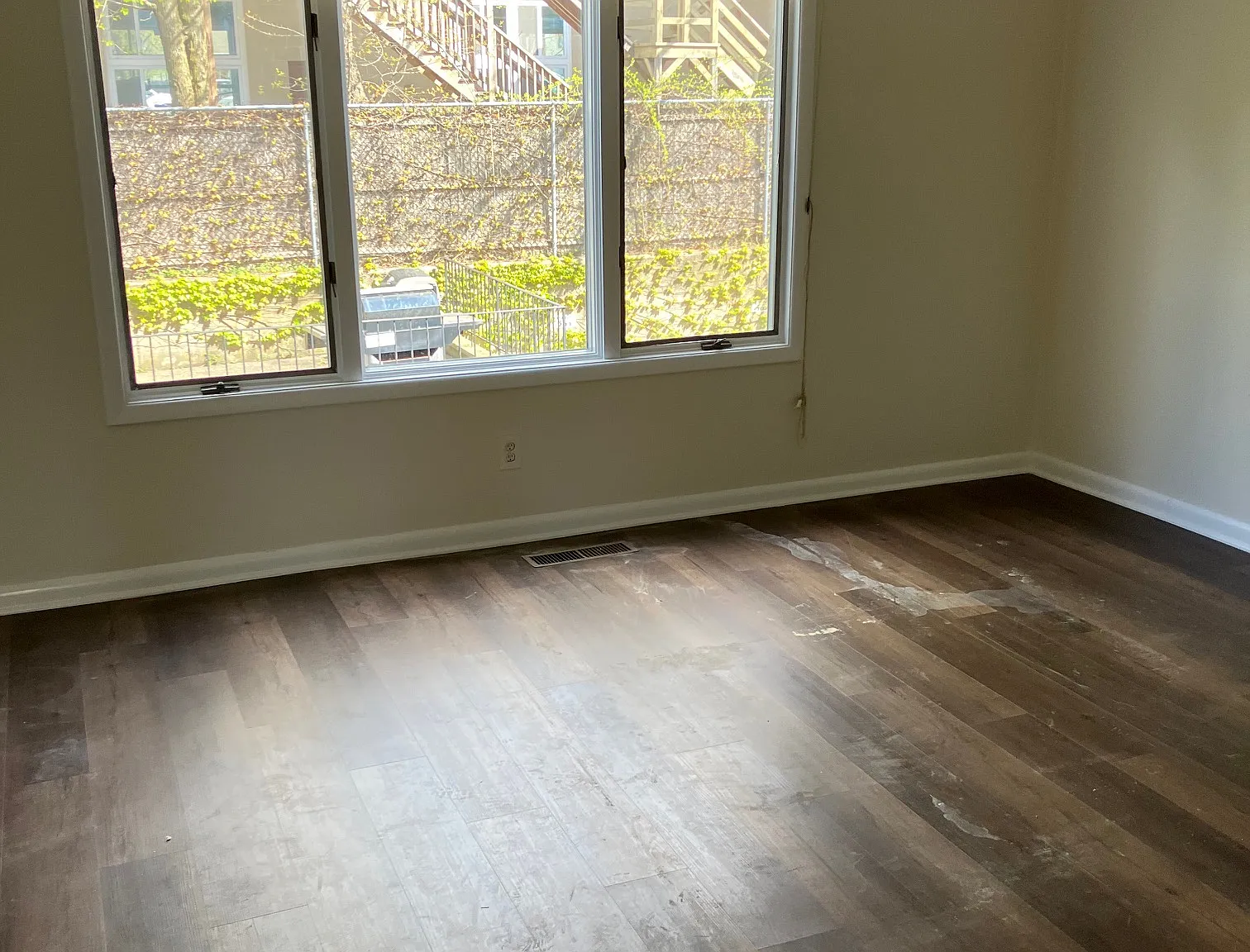 2 bed, 951 sqft, $2,600 — Photo 3