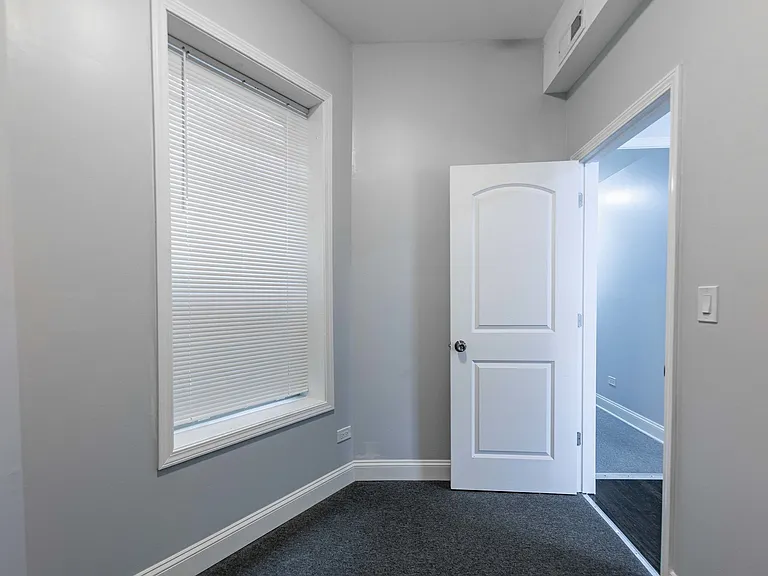 6433 S Vernon Ave #1 — Photo 7