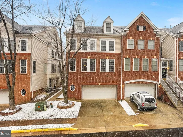 46185 Cecil Ter, Sterling, VA 20165