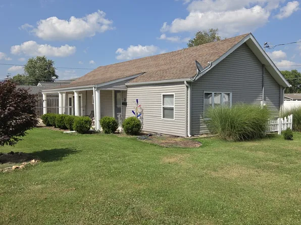 505 W Sylvester Ave, Christopher, IL 62822
