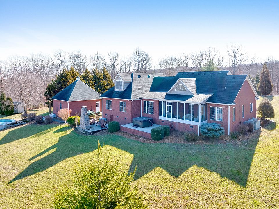 215 Stage Coach Rd, Sewanee, TN 37375 MLS 2483412 Zillow