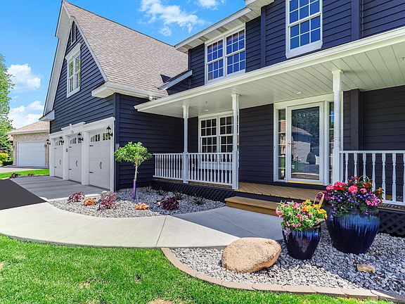 2nd image of 1720 Brant Cir