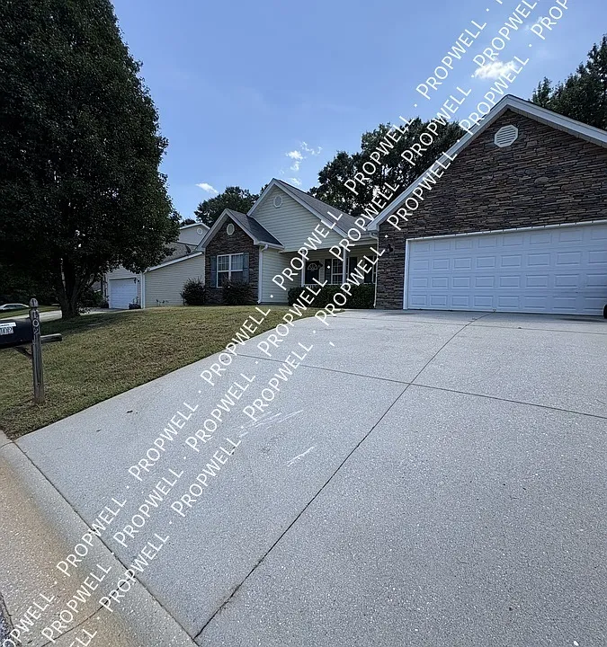 102 Granite Woods Way